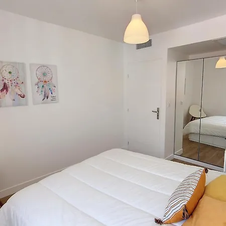 Henri Camille Real Estate - Bambou- One Bedroom Downtown Appartamento